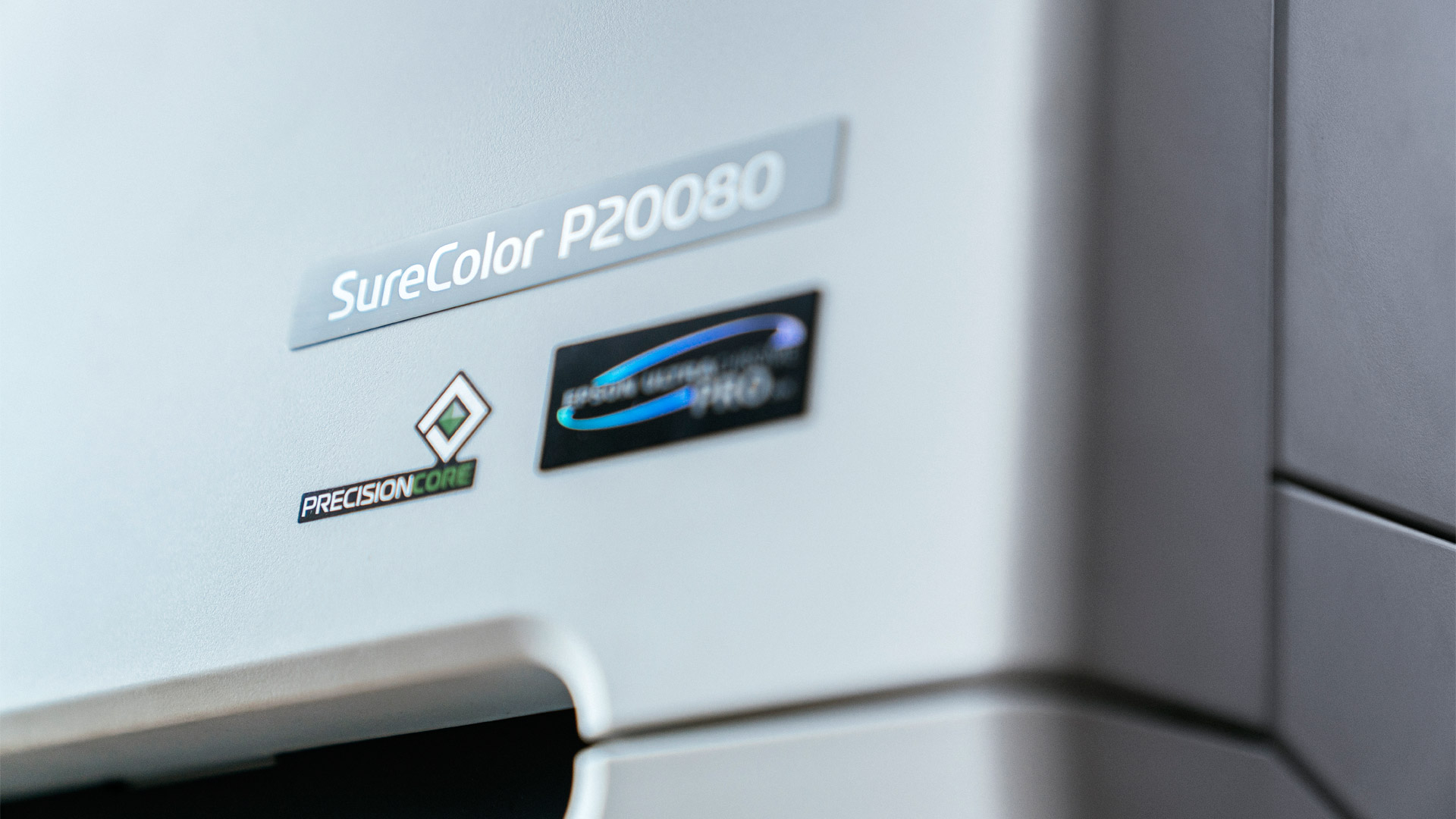 智能墨滴变换，专业精准打印