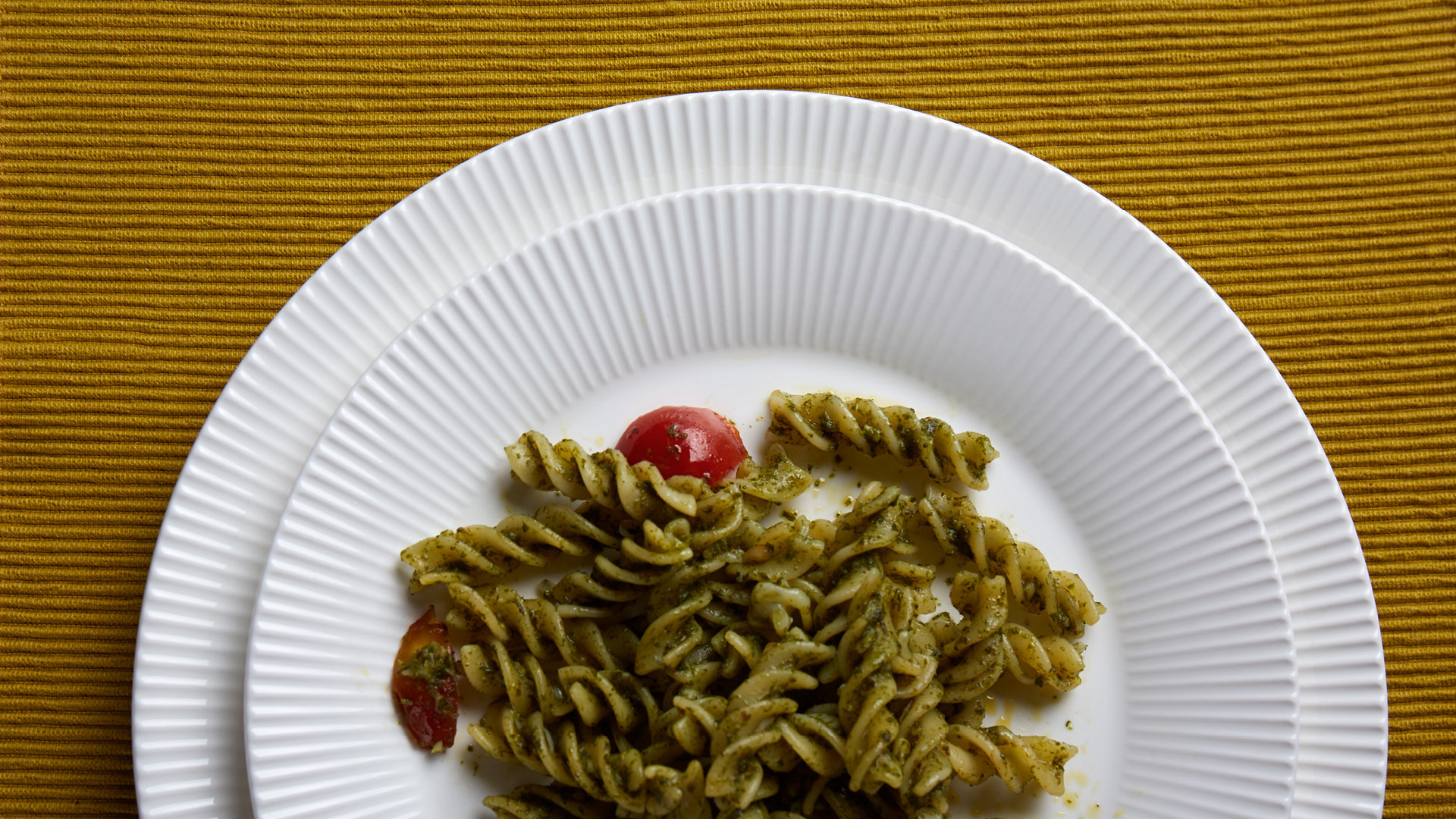 珍珠色泽，映衬食物本真味道